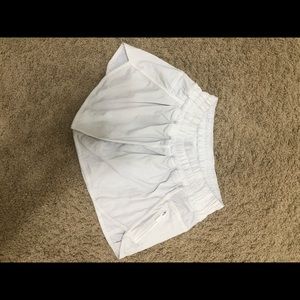Lululemon Hotty Hot Shorts, White, Size 4